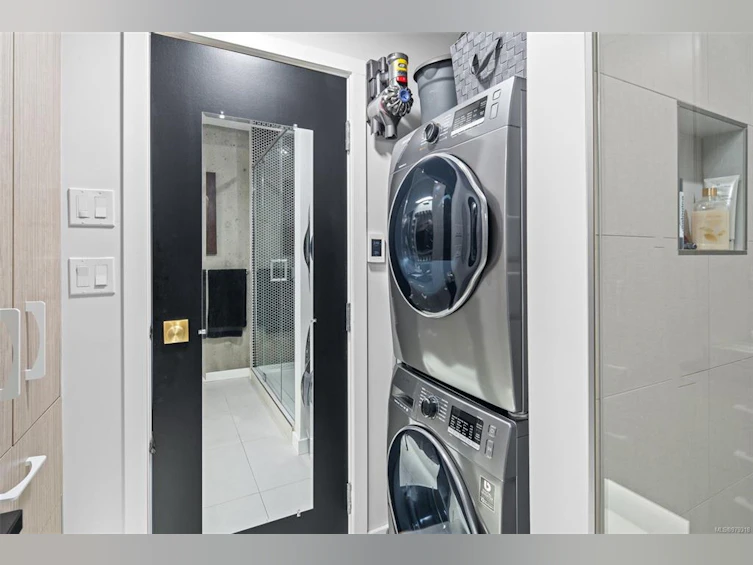310-21 Erie Street, Victoria, BC, V8V 5A8 - 20