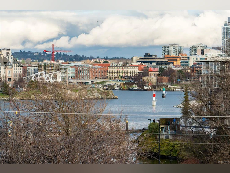 310-21 Erie Street, Victoria, BC, V8V 5A8 - 40