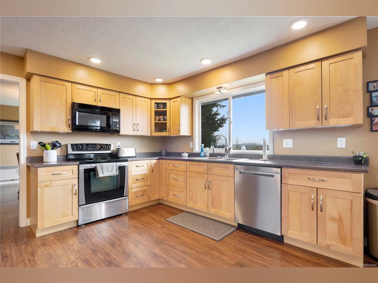3347 St. Troy Place, Colwood, BC, V9C 3J3 - 6