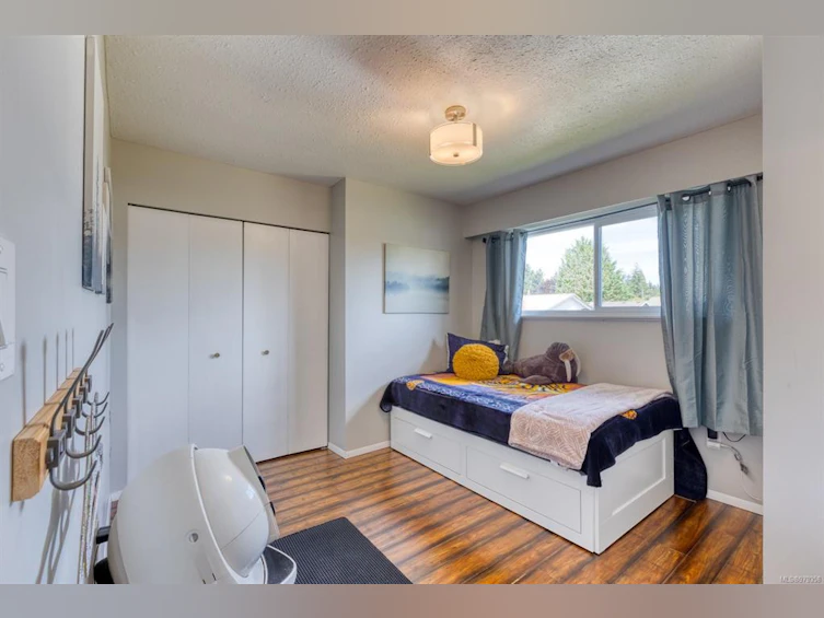 2140 Willemar Avenue, Courtenay, BC, V9N 3M8 - 11