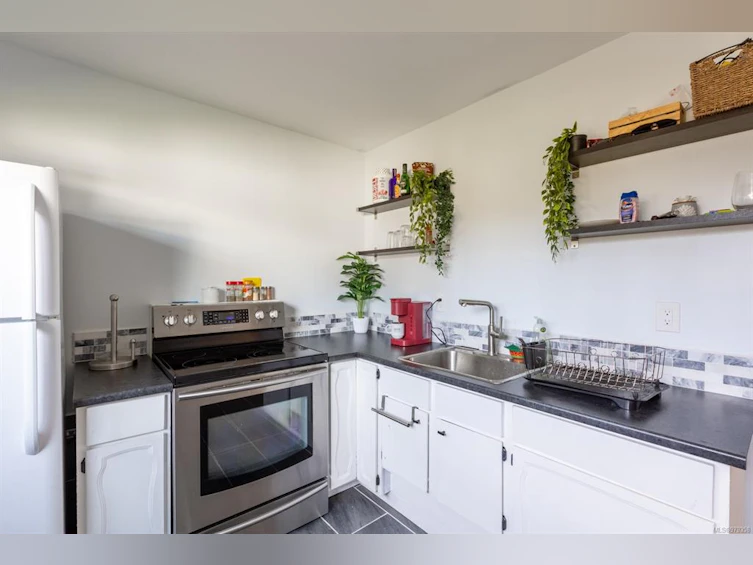2140 Willemar Avenue, Courtenay, BC, V9N 3M8 - 20