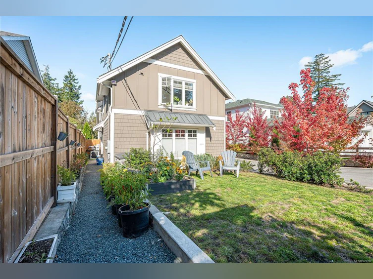 648 Birch Road, North Saanich, BC, V8L 5S2 - 39