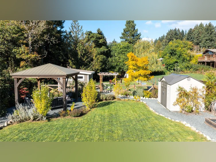 648 Birch Road, North Saanich, BC, V8L 5S2 - 64
