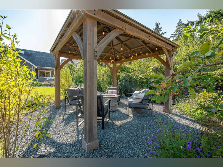 648 Birch Road, North Saanich, BC, V8L 5S2 - 65