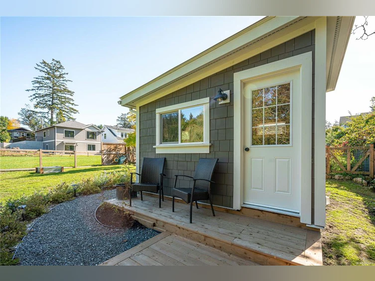 648 Birch Road, North Saanich, BC, V8L 5S2 - 69