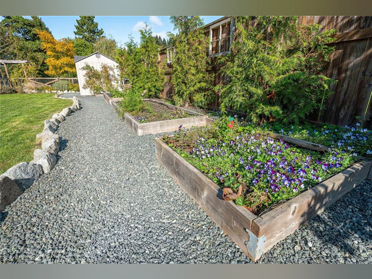 648 Birch Road, North Saanich, BC, V8L 5S2 - 75
