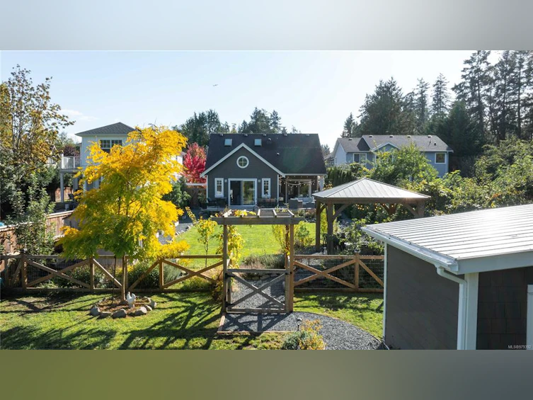 648 Birch Road, North Saanich, BC, V8L 5S2 - 76