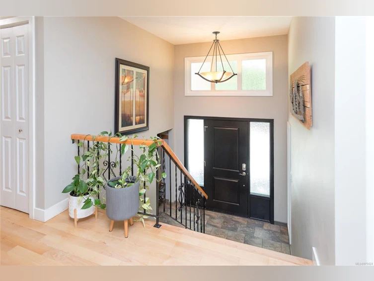 11024 Baxendale Road, North Saanich, BC, V8L 5M4 - 5