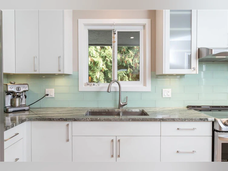 11024 Baxendale Road, North Saanich, BC, V8L 5M4 - 18