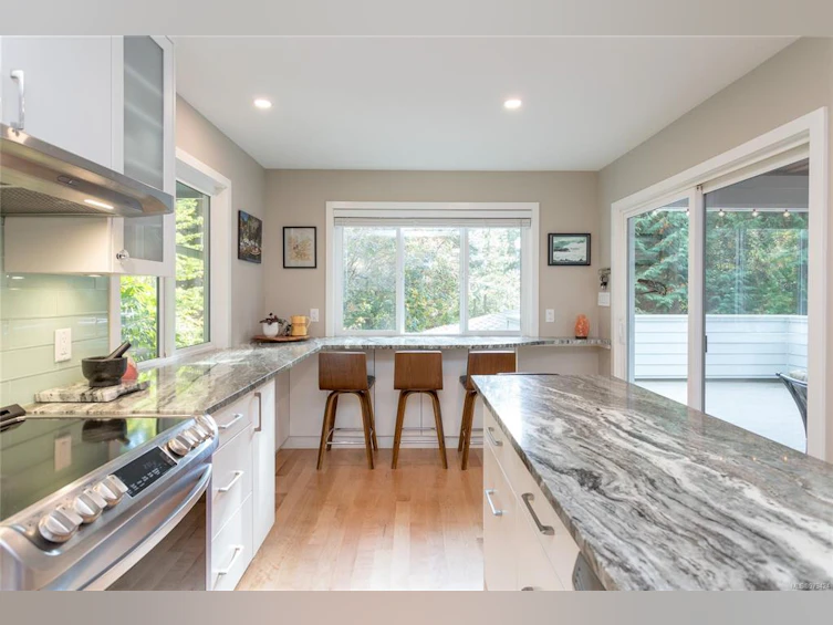 11024 Baxendale Road, North Saanich, BC, V8L 5M4 - 20