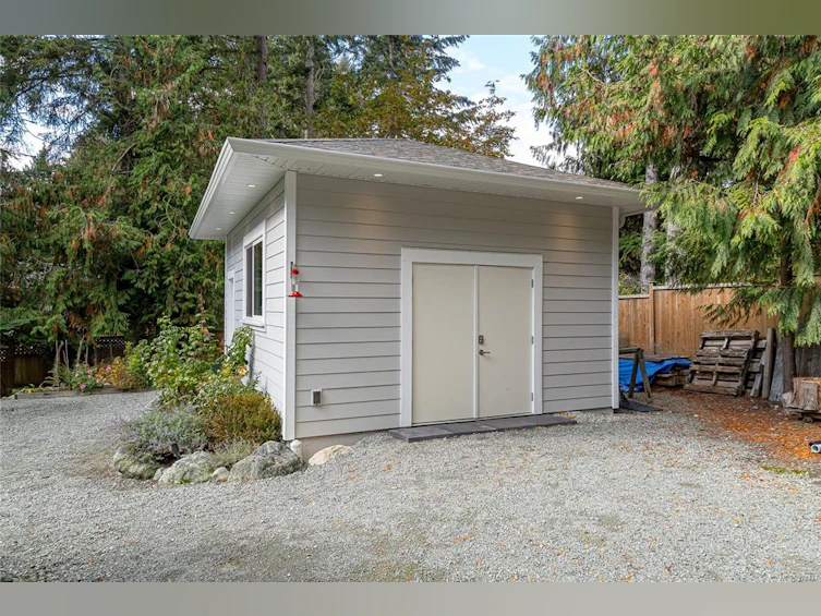 11024 Baxendale Road, North Saanich, BC, V8L 5M4 - 49