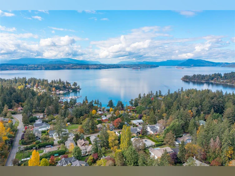 11024 Baxendale Road, North Saanich, BC, V8L 5M4 - 60