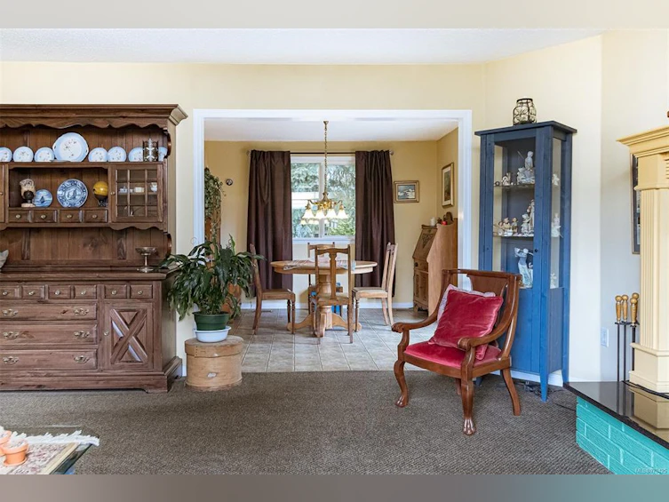 80 Marler Drive, View Royal, BC, V9B 6B8 - 6