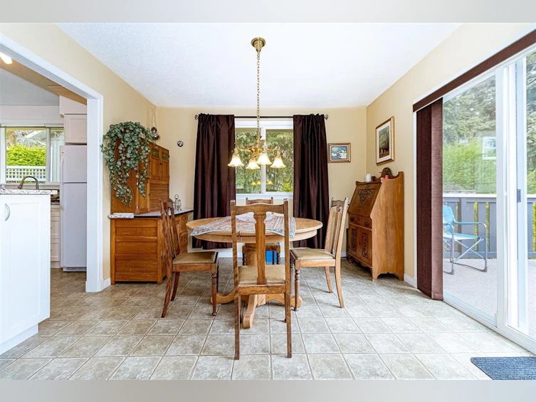 80 Marler Drive, View Royal, BC, V9B 6B8 - 7