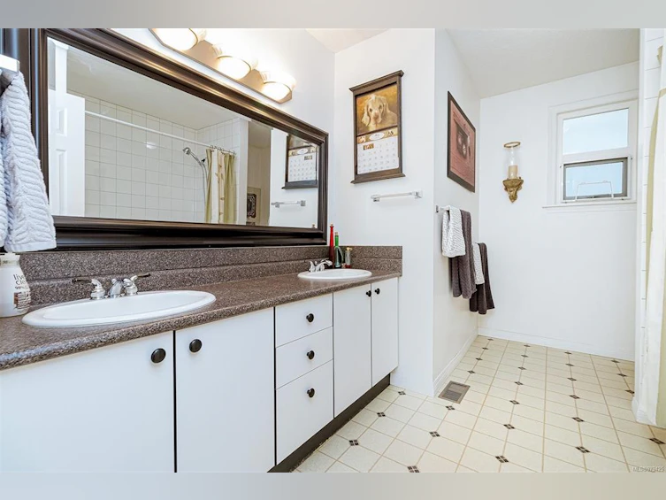 80 Marler Drive, View Royal, BC, V9B 6B8 - 22