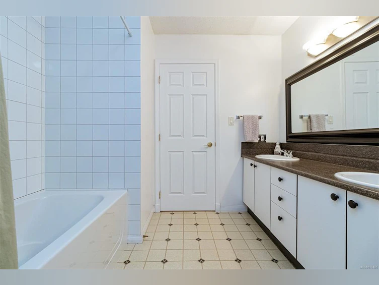80 Marler Drive, View Royal, BC, V9B 6B8 - 23