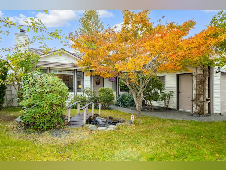 584 Grayson Road, Campbell River, BC, V9W 6K4 - 2