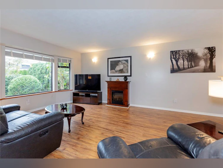 584 Grayson Road, Campbell River, BC, V9W 6K4 - 6