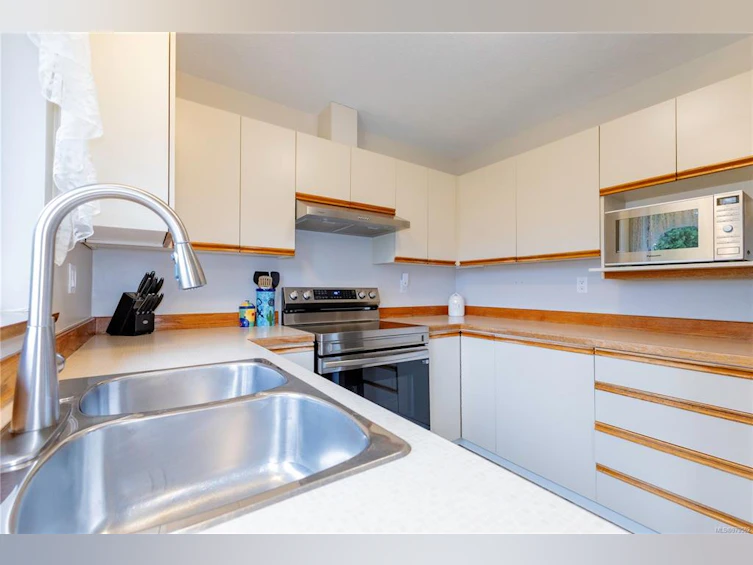584 Grayson Road, Campbell River, BC, V9W 6K4 - 15