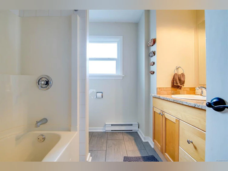 5155 Compton Road, Port Alberni, BC, V9Y 7B5 - 16