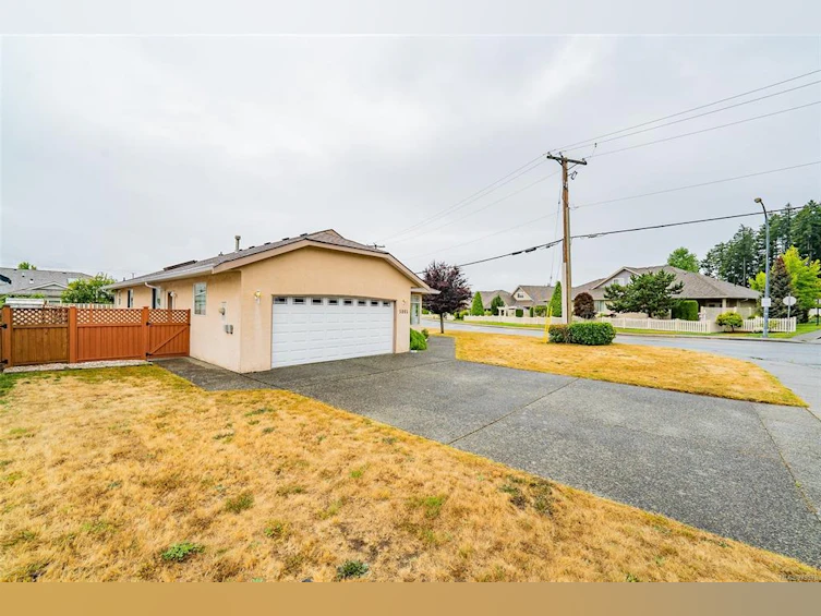 5985 Ralston Drive, Nanaimo, BC, V9T 5S9 - 5