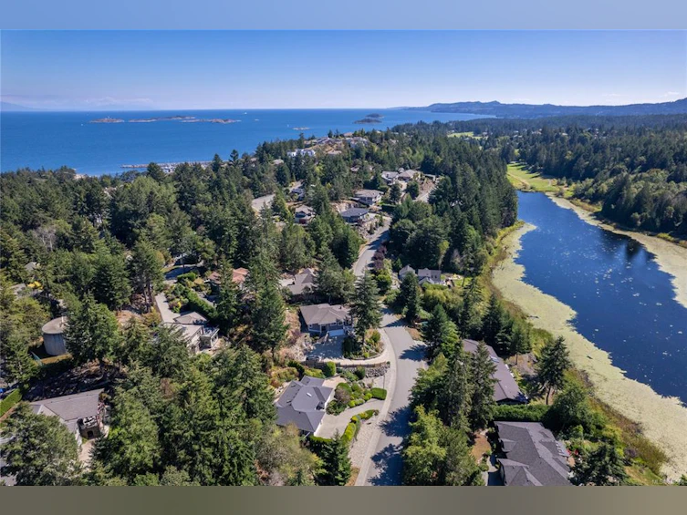 3329 Rockhampton Road, Fairwinds, BC, V9P 9H5 - 47