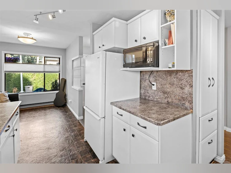 14-1309 Mckenzie Avenue, Saanich, BC, V8P 2M1 - 9