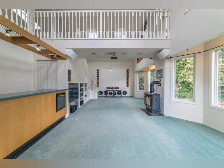 2196 Alberni Highway, Coombs, BC, V0R 1M0 - 11