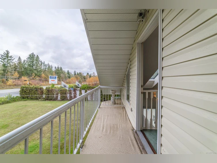 2196 Alberni Highway, Coombs, BC, V0R 1M0 - 16
