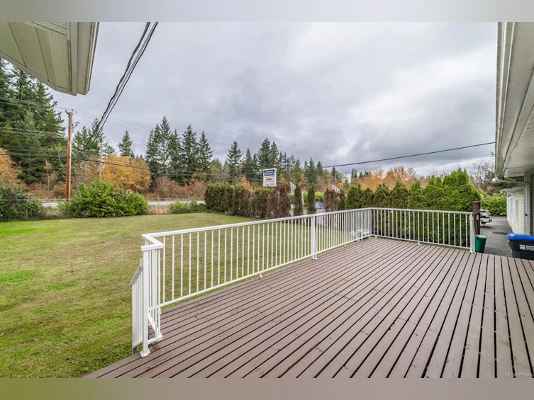2196 Alberni Highway, Coombs, BC, V0R 1M0 - 38