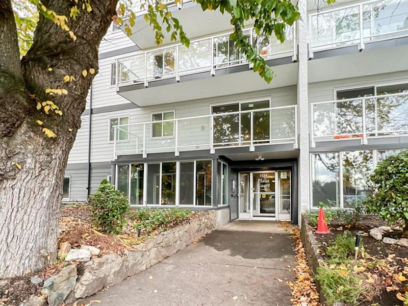 406 - 1124 Esquimalt Road, Esquimalt BC V9A 3N4