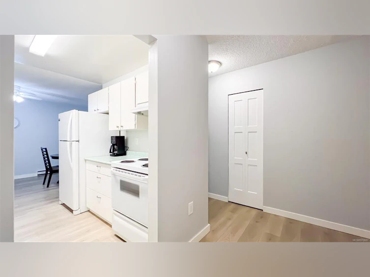 406-1124 Esquimalt Road, Esquimalt, BC, V9A 3N4 - 18