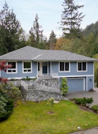 8576 Kingcome Crescent