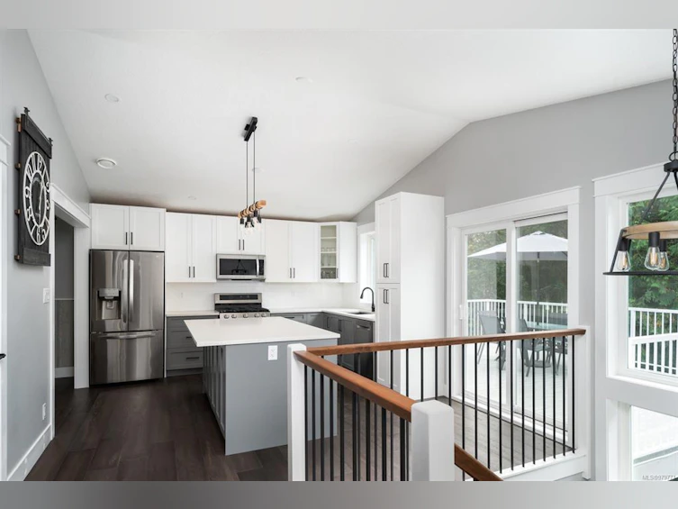 8576 Kingcome Crescent, North Saanich, BC, V8L 5B6 - 3