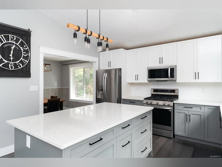 8576 Kingcome Crescent, North Saanich, BC, V8L 5B6 - 7