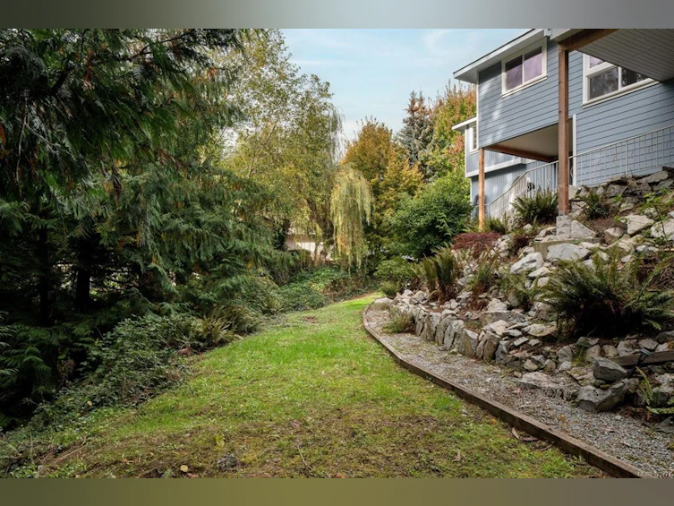 8576 Kingcome Crescent, North Saanich, BC, V8L 5B6 - 32