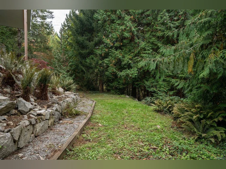 8576 Kingcome Crescent, North Saanich, BC, V8L 5B6 - 33