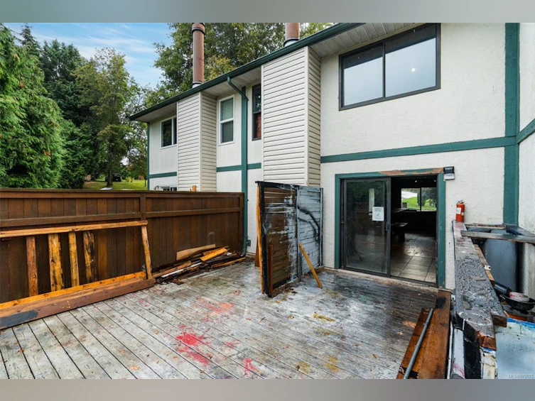 602-640 Broadway Street, Saanich, BC, V8Z 2G4 - 14