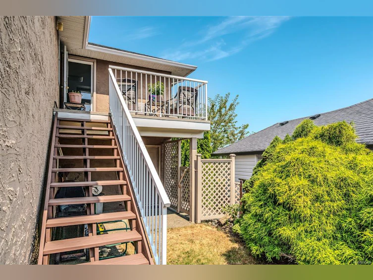6346 Waterbury Road, Nanaimo, BC, V9R 2V1 - 16