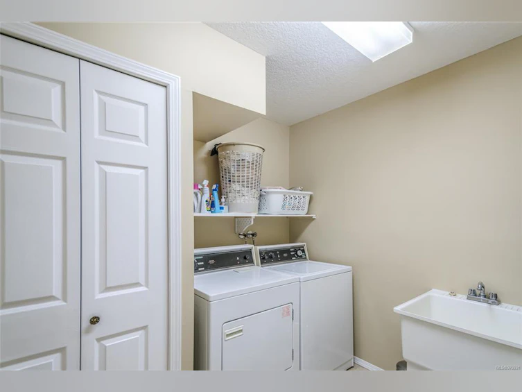 6346 Waterbury Road, Nanaimo, BC, V9R 2V1 - 21