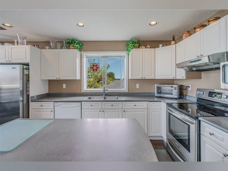 6346 Waterbury Road, Nanaimo, BC, V9R 2V1 - 36