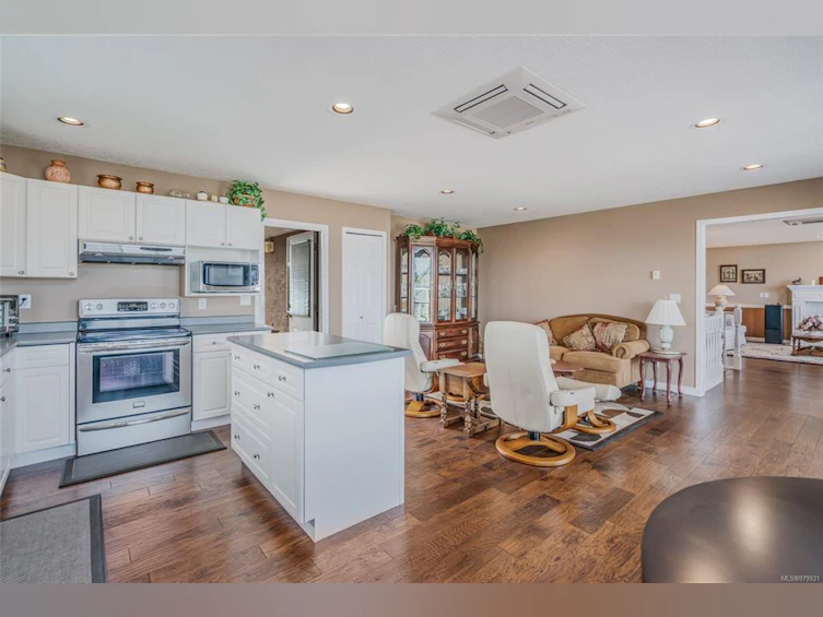 6346 Waterbury Road, Nanaimo, BC, V9R 2V1 - 38