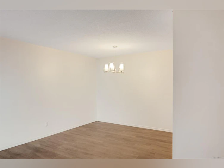 208-1024 Fairfield Road, Victoria, BC, V8V 3A5 - 11