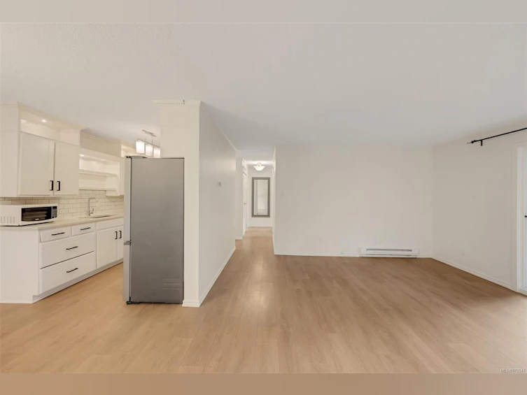 208-1024 Fairfield Road, Victoria, BC, V8V 3A5 - 16