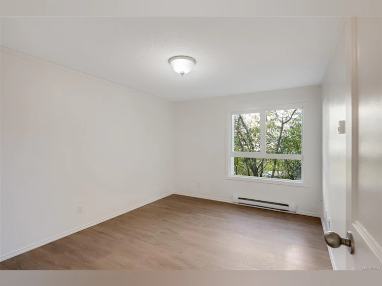208-1024 Fairfield Road, Victoria, BC, V8V 3A5 - 22