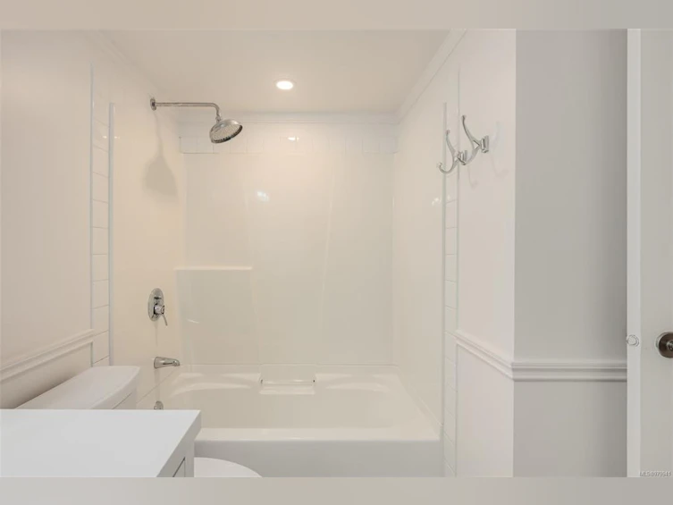 208-1024 Fairfield Road, Victoria, BC, V8V 3A5 - 27