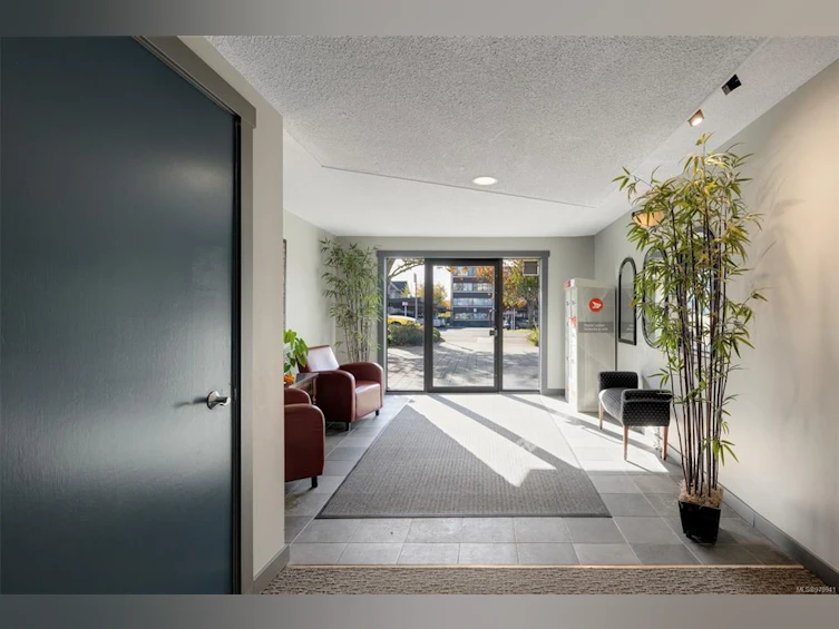 208-1024 Fairfield Road, Victoria, BC, V8V 3A5 - 31