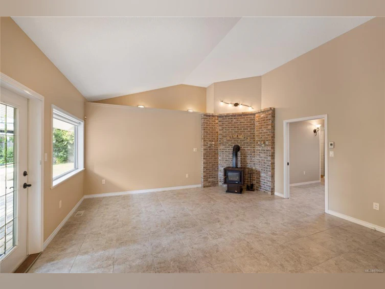 1242 Sunrise Drive, French Creek, BC, V9P 1W7 - 28