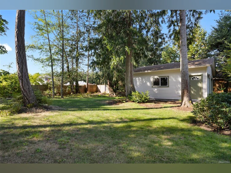 1242 Sunrise Drive, French Creek, BC, V9P 1W7 - 61