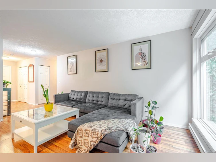 205-835 Selkirk Avenue, Esquimalt, BC, V9A 2T7 - 9